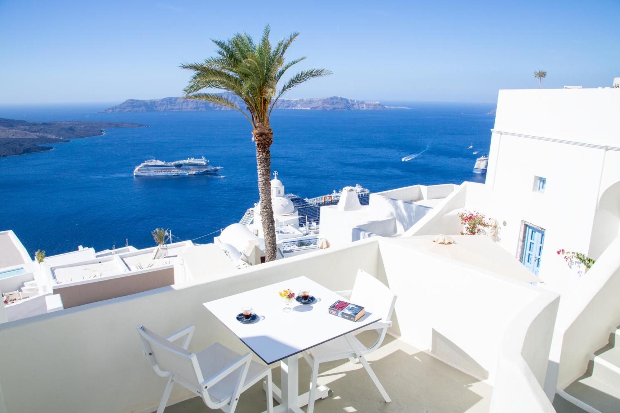 Pantelia Suites Fira  Exterior foto
