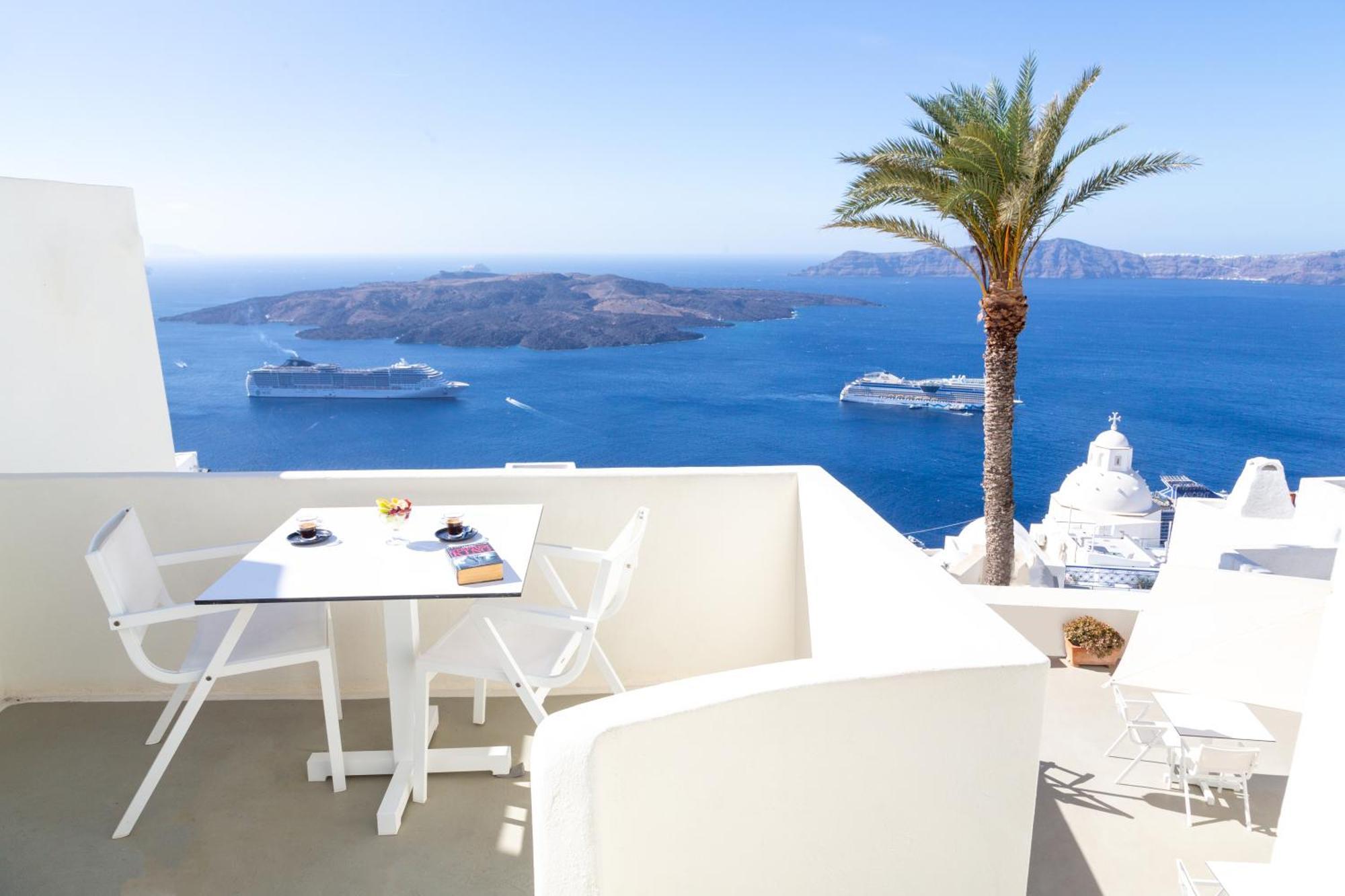 Pantelia Suites Fira  Exterior foto